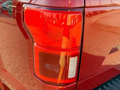 Used 2019 Ford F150 Lariat w/ Equipment Group 502A Luxury image 27