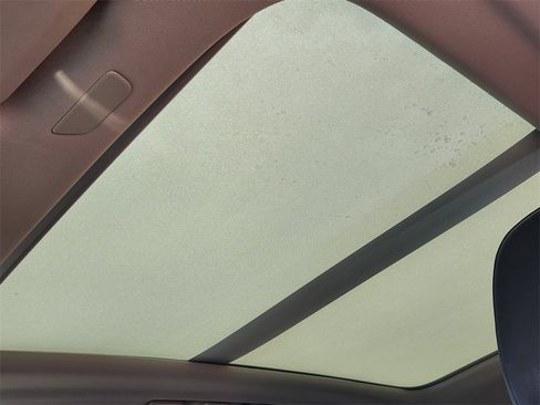 Used 2025 Volvo XC60 B5 Core image 17