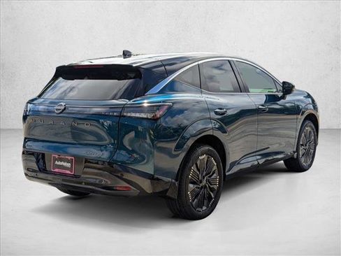 New 2026 Nissan Murano Platinum image 2