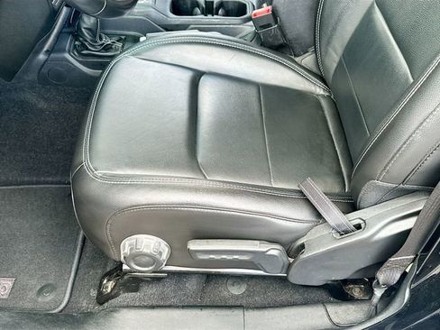 Used 2020 Jeep Gladiator Overland w/ Popular Equipment Package image 20