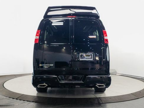 Used 2026 Chevrolet Express 2500 Extended w/ Driver Convenience Package RWD image 19