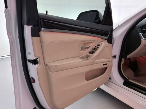 Used 2014 BMW 535i xDrive Sedan image 14