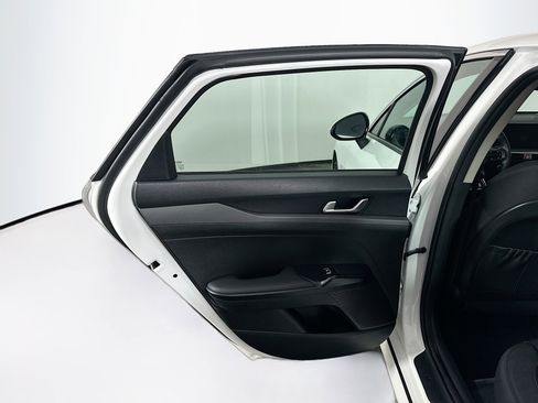 Used 2025 Kia K5 LXS image 25