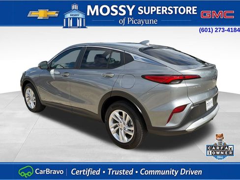 Certified 2025 Buick Envista Preferred w/ Convenience II Package FWD image 3