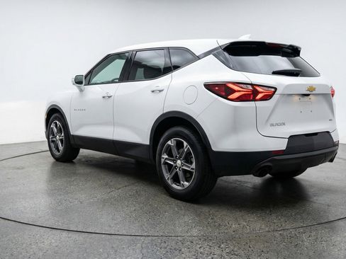 Used 2025 Chevrolet Blazer LT FWD image 6
