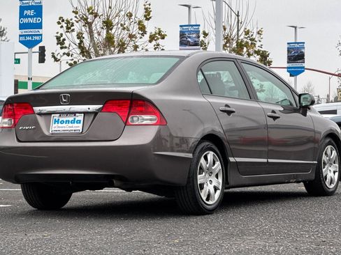 Used 2011 Honda Civic LX image 8