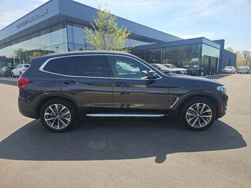 Used 2019 BMW X3 xDrive30i w/ Driving Assistance Package image 4