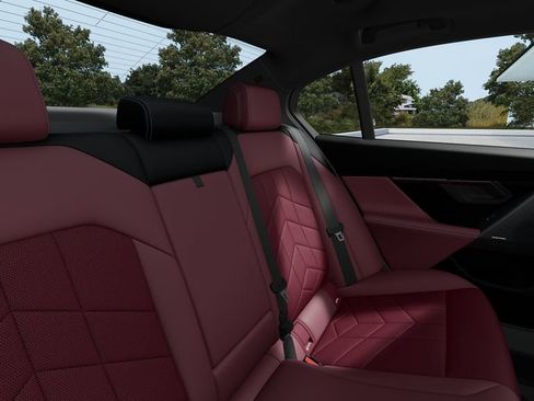 Used 2025 BMW 530i xDrive 530i xDrive image 42