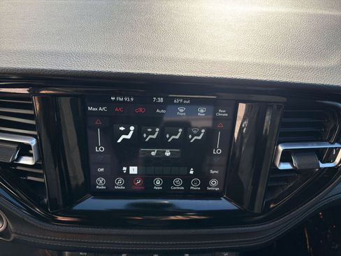 Used 2024 Dodge Durango SXT image 21