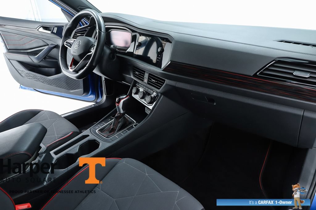 Used 2024 Volkswagen Jetta GLI 40th Anniversary Edition FWD image 32