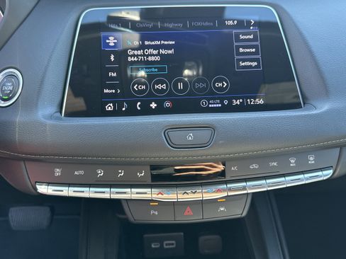 Used 2023 Cadillac XT4 Premium Luxury image 29