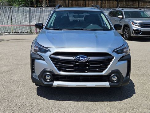 Used 2023 Subaru Outback Limited XT image 2