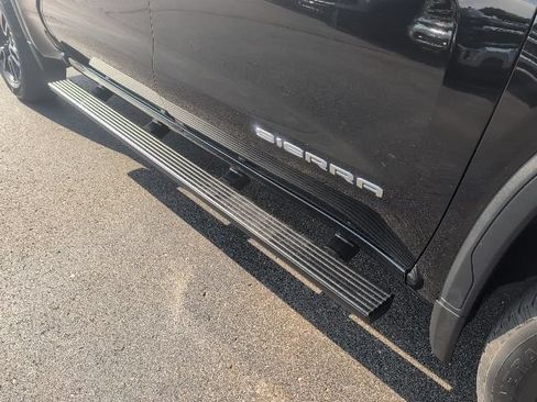 Used 2024 GMC Sierra 1500 Pro w/ Graphite Edition AWD/4WD image 14