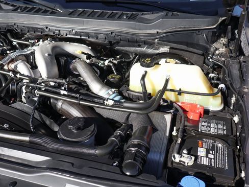 Used 2023 Ford F350 Lariat w/ Tow Technology Package image 7