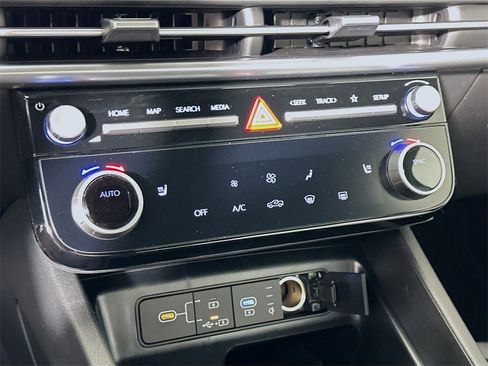 New 2025 Hyundai Santa Cruz SEL image 10