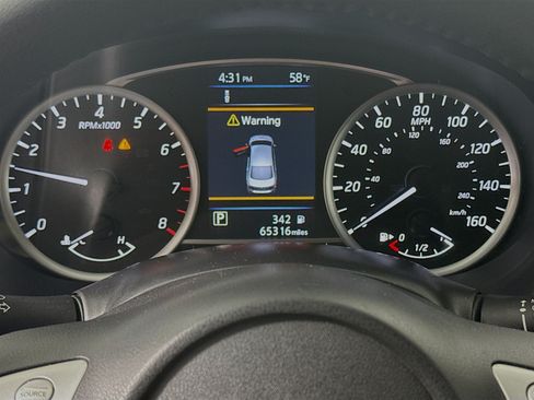 Used 2019 Nissan Sentra SV FWD image 12
