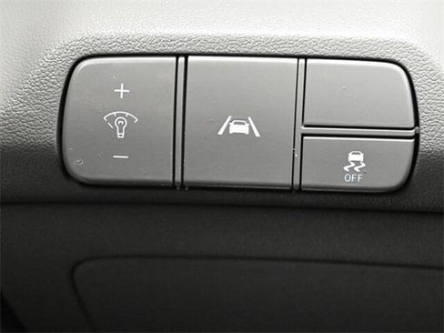 Used 2021 Hyundai Elantra SEL image 27