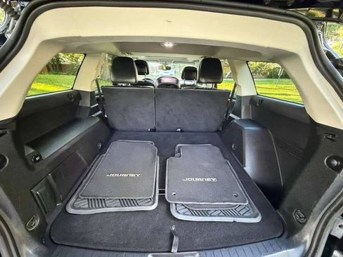 Used 2014 Dodge Journey R/T AWD/4WD image 9