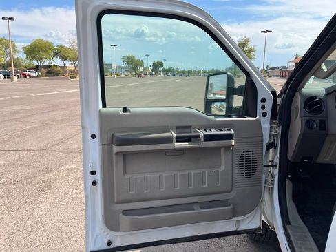 Used 2010 Ford F250 XL AWD/4WD image 22