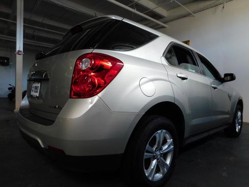 Used 2015 Chevrolet Equinox LS image 5