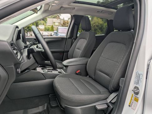 Used 2025 Ford Escape Active AWD/4WD image 28