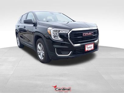 Used 2022 GMC Terrain SLE w/ Fleet Convenience Package