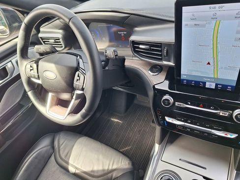 Used 2022 Ford Explorer Platinum w/ Equipment Group 601A image 33