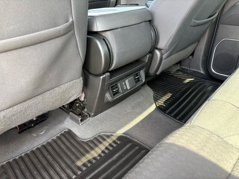 Used 2023 GMC Sierra 1500 Elevation image 31