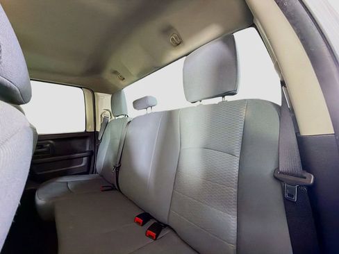 Used 2014 RAM 1500 Express image 22