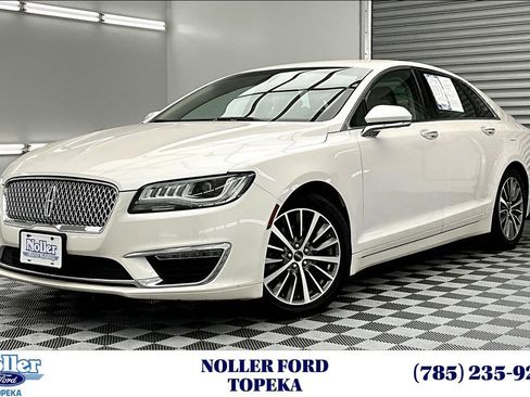 Used 2020 Lincoln MKZ w/ Convenience Package FWD image 1