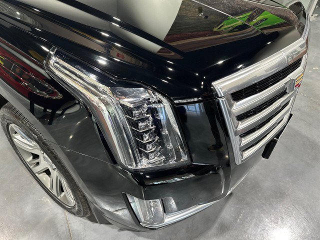 Used 2015 Cadillac Escalade Premium AWD/4WD image 15