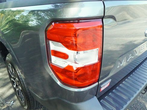 Used 2022 Ford Maverick Lariat w/ Lariat Luxury Package FWD image 30