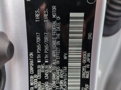 Certified 2023 Toyota 4Runner SR5 AWD/4WD image 29