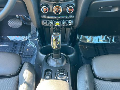 Used 2024 MINI Cooper SE image 25