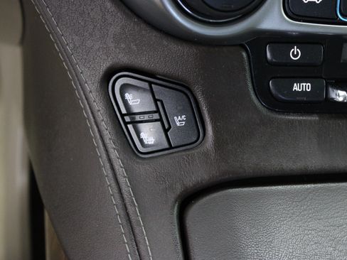 Used 2015 Chevrolet Tahoe LTZ RWD image 23