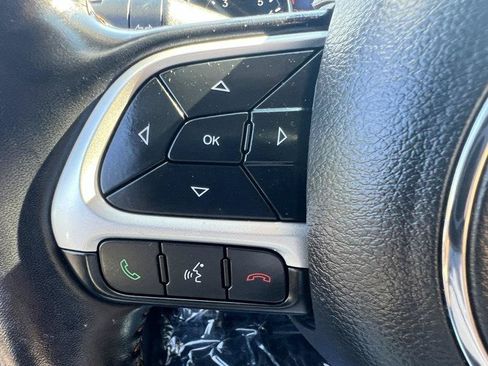 Used 2020 Jeep Compass Latitude w/ Popular Equipment Group FWD image 22