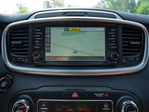 Used 2019 Kia Sorento SX AWD/4WD image 31