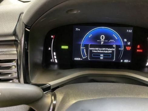 Used 2025 Toyota Camry LE FWD image 36