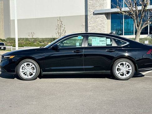 New 2026 Honda Accord LX image 7
