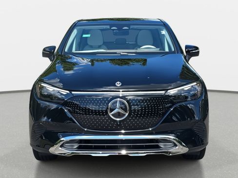 New 2026 Mercedes-Benz EQE 320 4MATIC SUV image 2