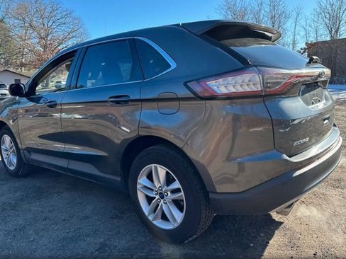 Used 2018 Ford Edge SEL image 9