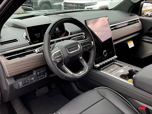 New 2025 GMC Sierra EV Denali image 6