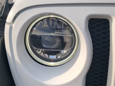 Used 2021 Jeep Wrangler Unlimited Sport image 9