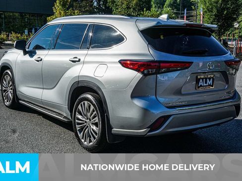 Used 2021 Toyota Highlander Platinum AWD/4WD image 4