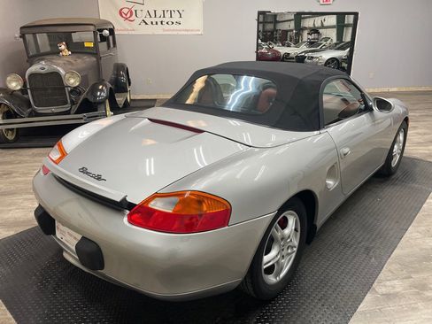 Used 2000 Porsche Boxster image 18