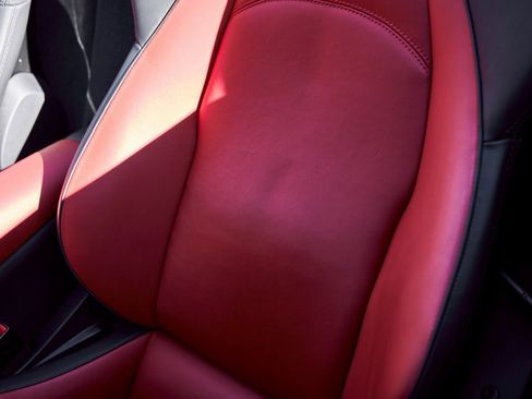 Used 2025 McLaren Artura Spider image 44