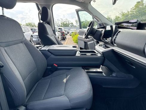 Used 2025 Ford Expedition Max Active AWD/4WD image 22