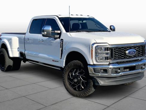 Certified 2023 Ford F350 King Ranch w/ Chrome Package image 3