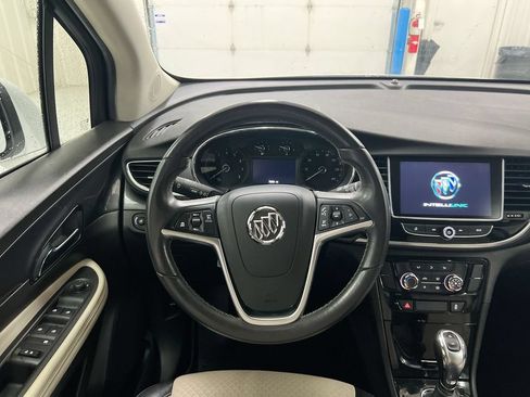 Used 2020 Buick Encore Preferred FWD image 11
