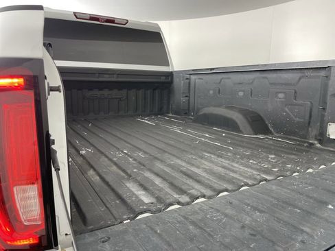 Used 2022 GMC Sierra 2500 AT4 image 25